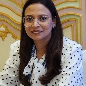 Dr Ferah khanna